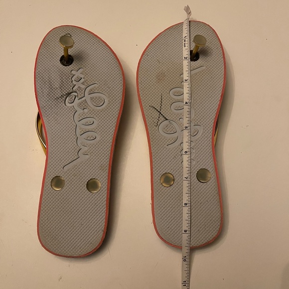 Lilly Pulitzer Floral Flip Flops - Picture 7 of 9